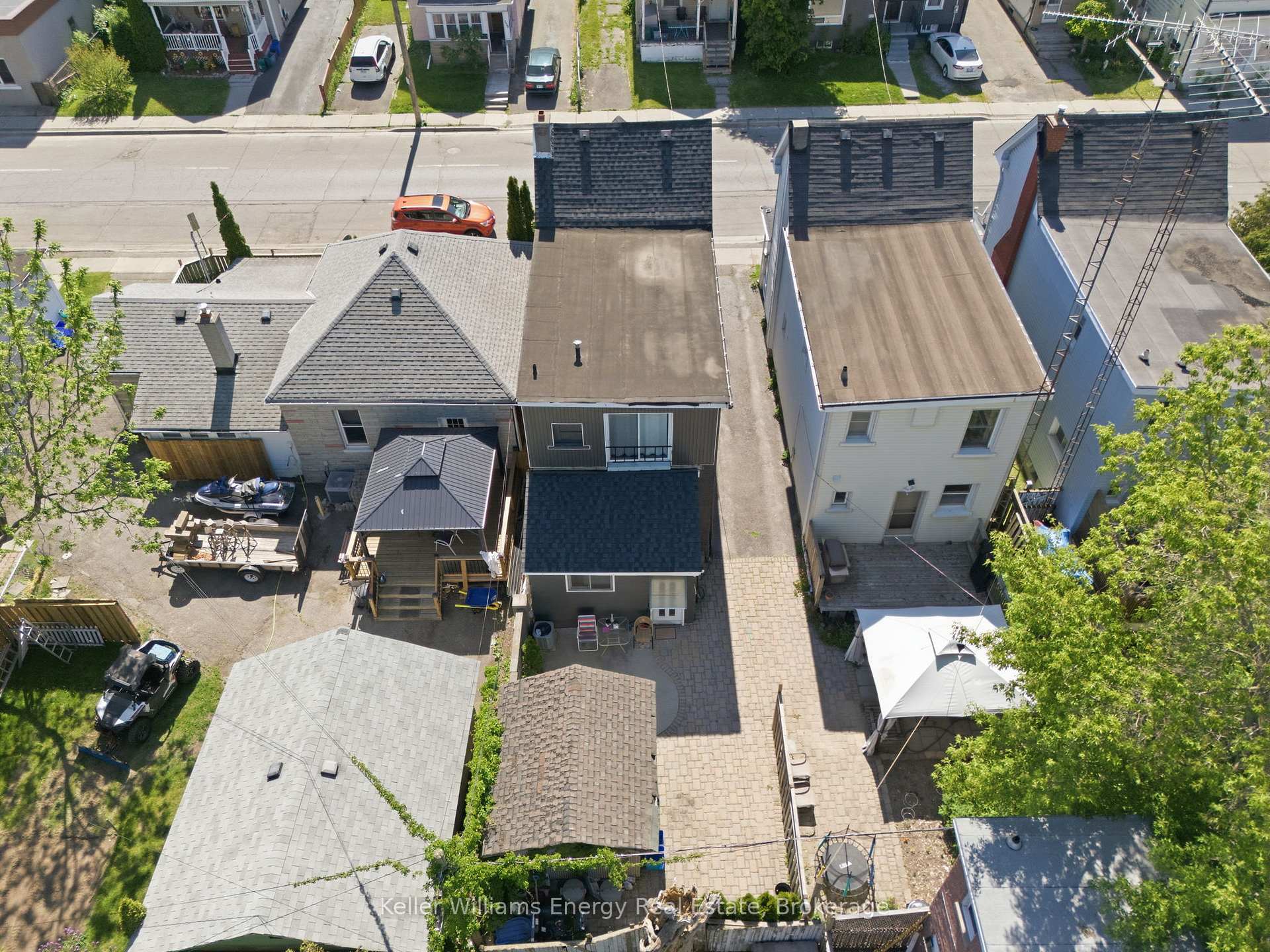 327 Albert Street