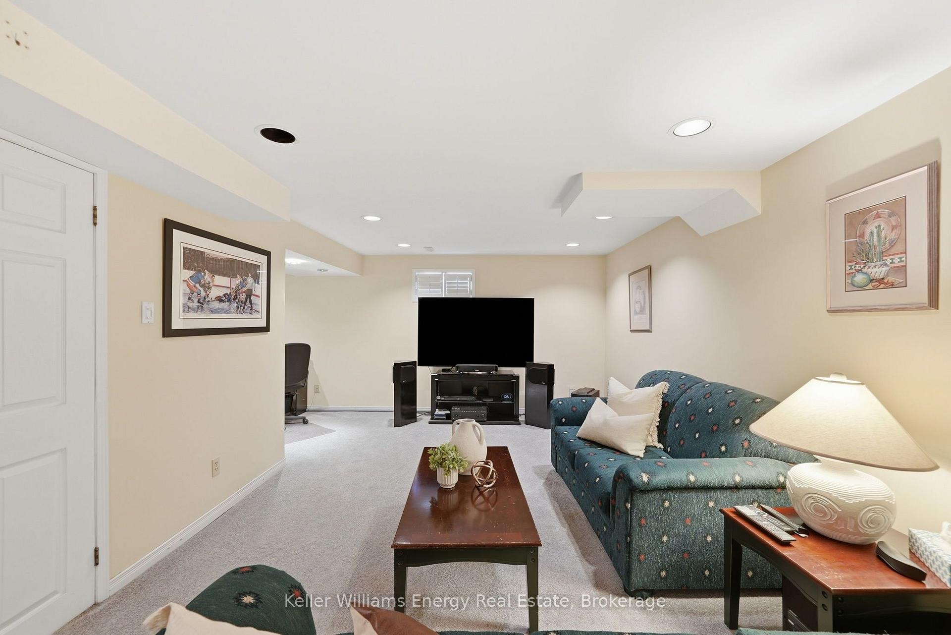 20 Proud Grove, Toronto