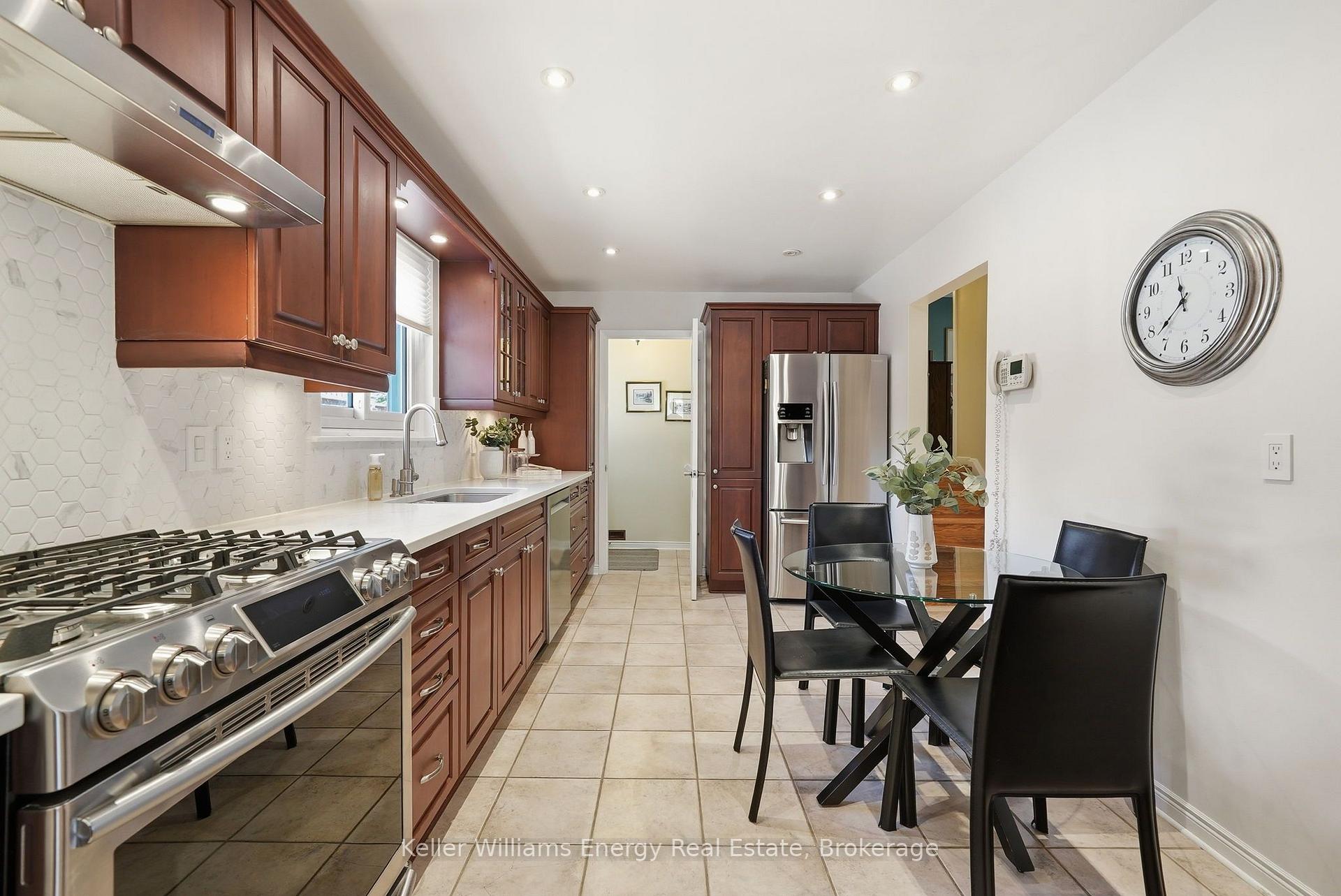 20 Proud Grove, Toronto