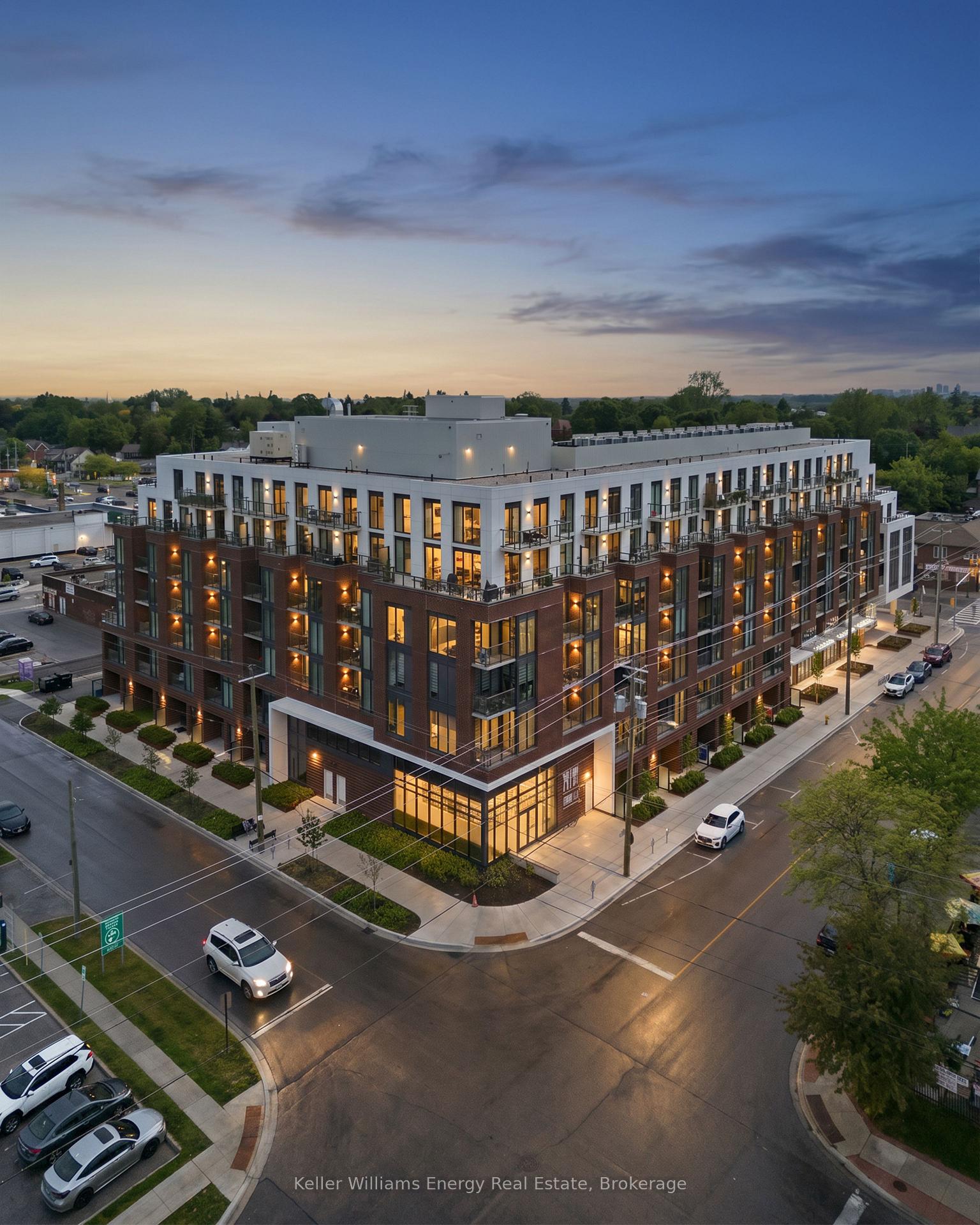 201 Brock Street S 417