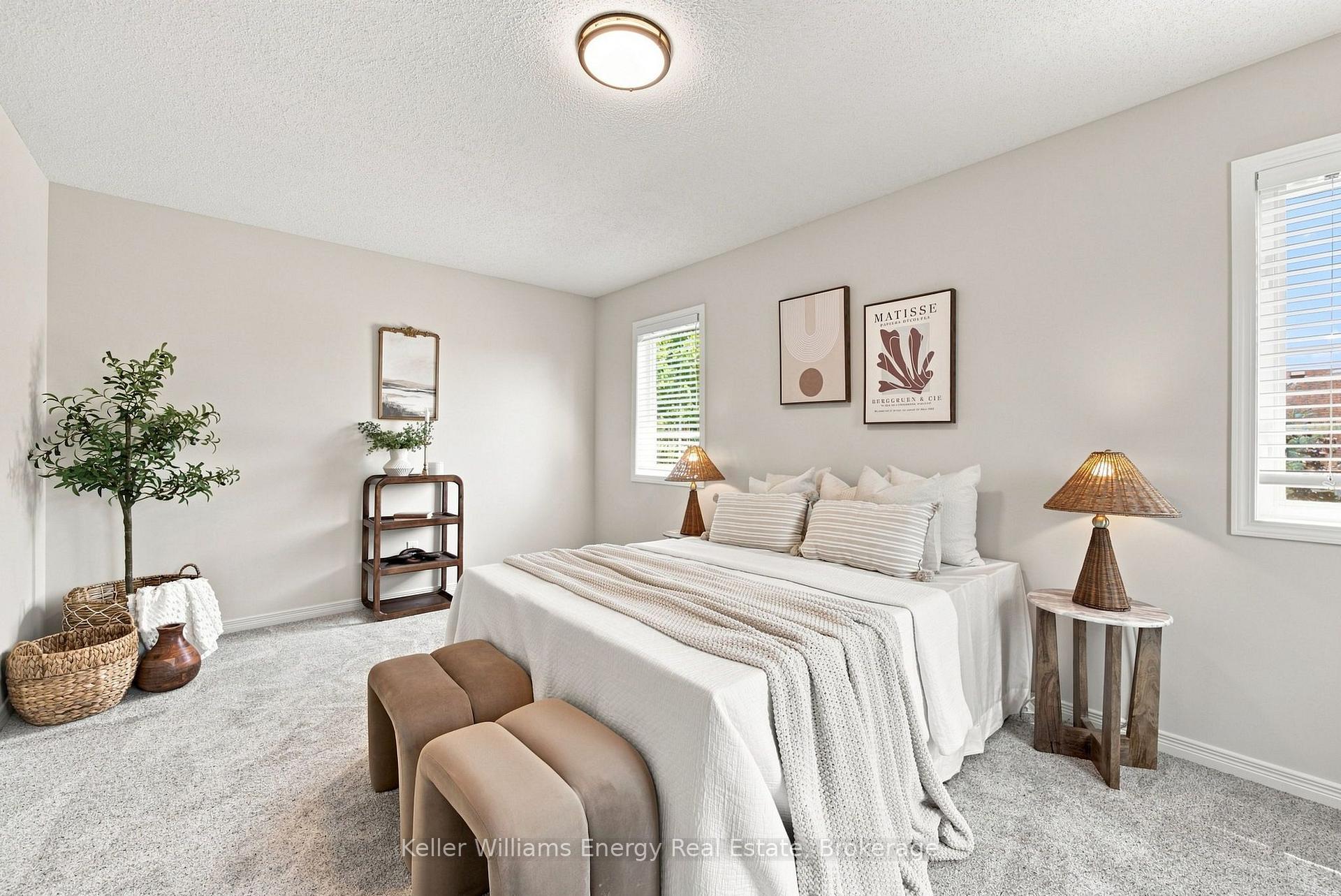 1280 Harmony Road N 25
