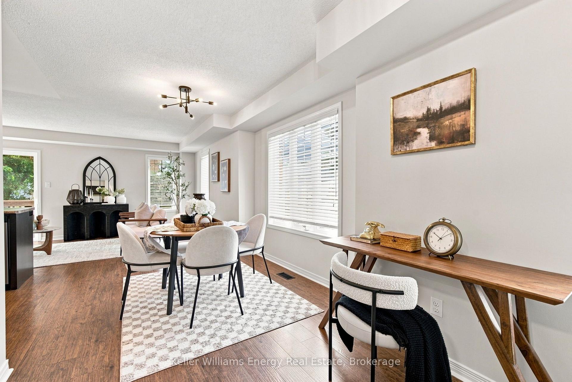 1280 Harmony Road N 25