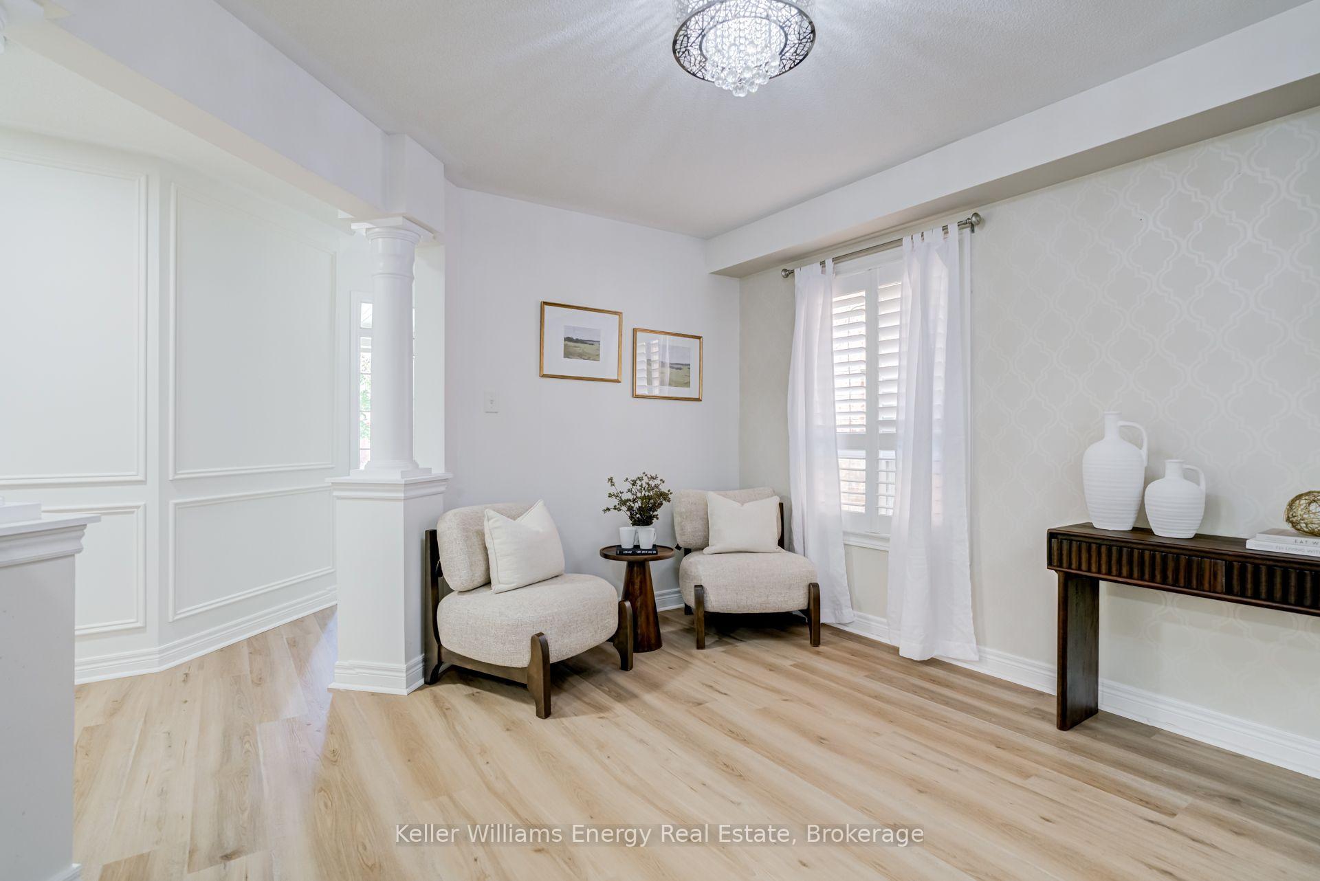 1342 Harlstone Crescent