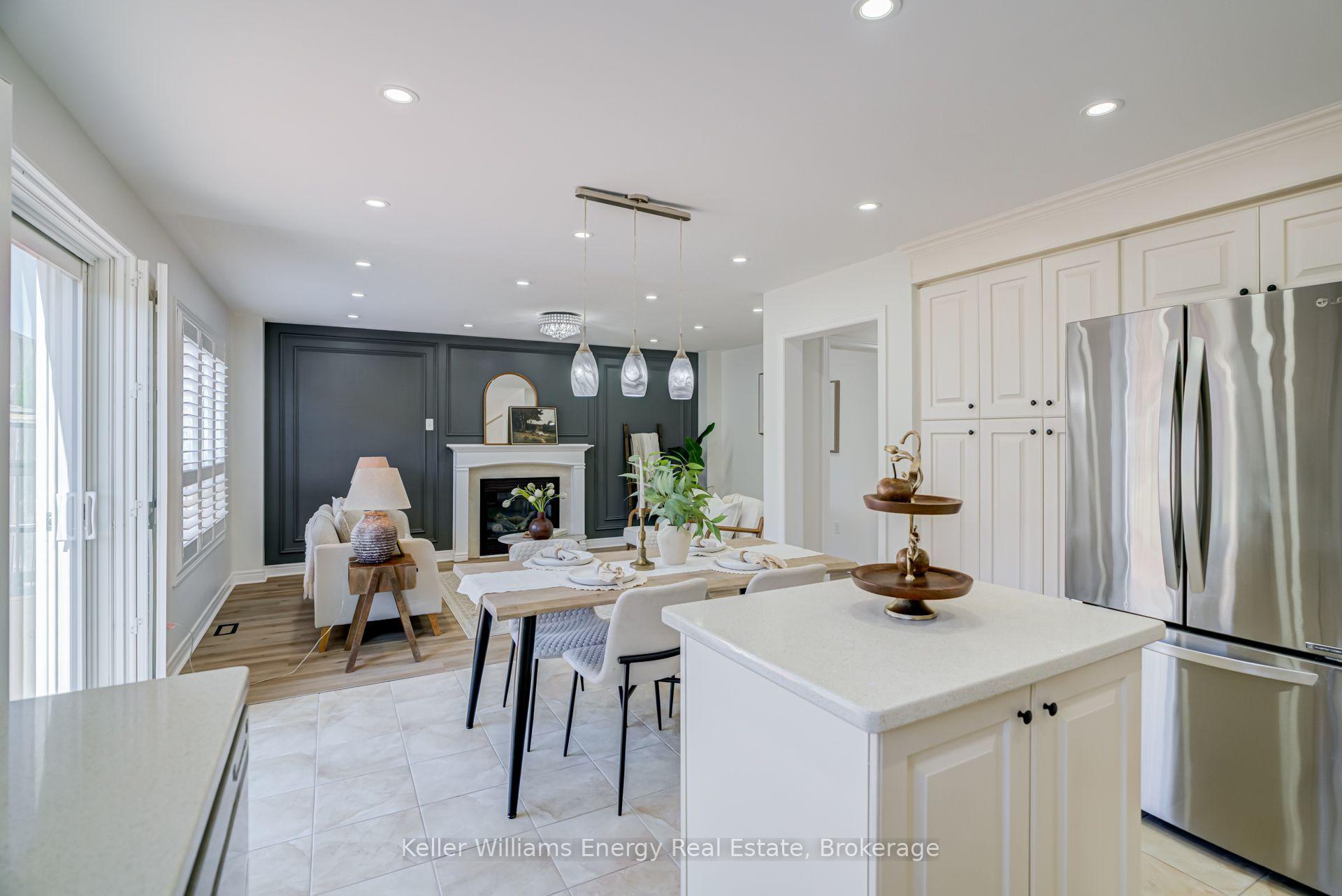 1342 Harlstone Crescent