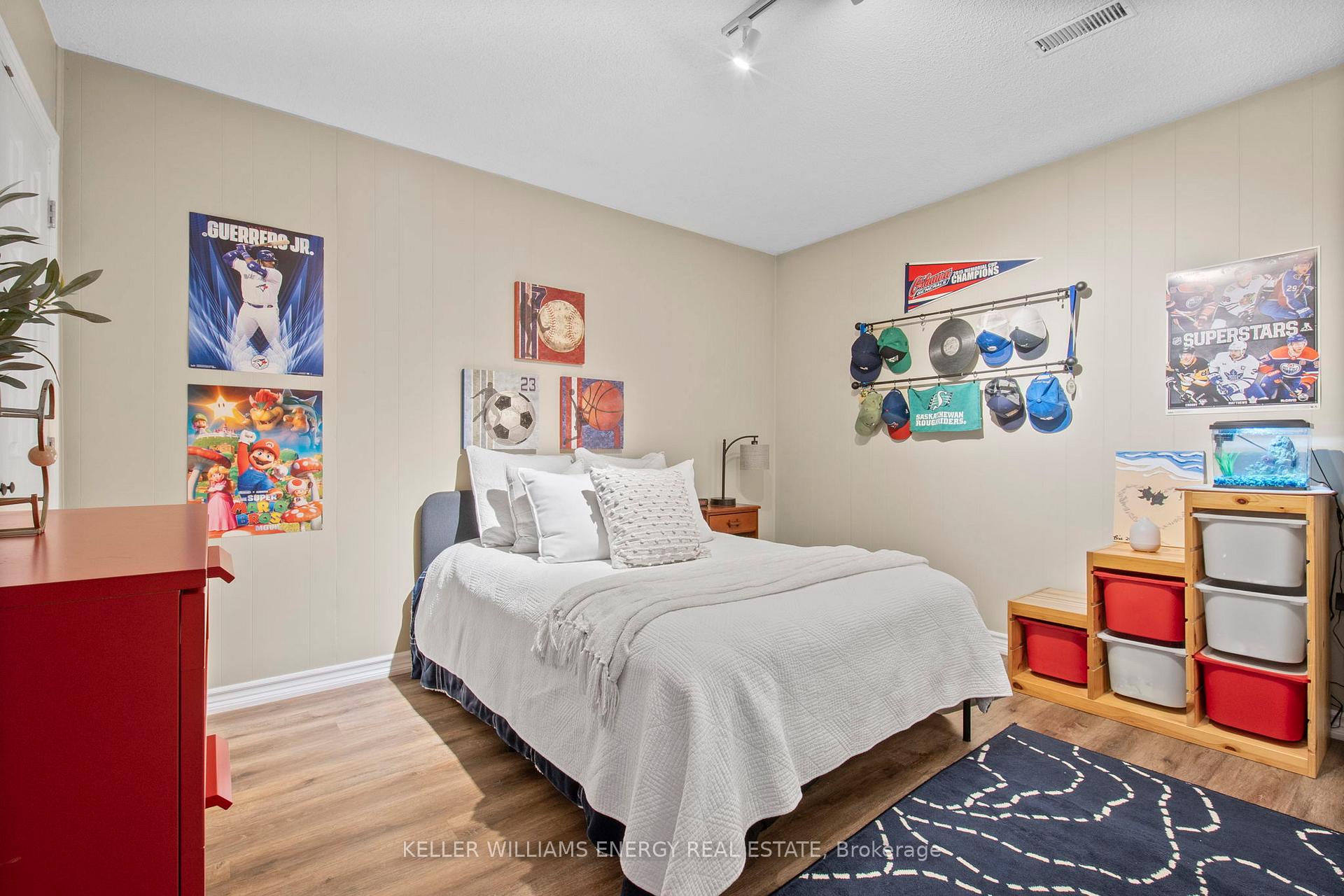 833 Glenmanor Drive