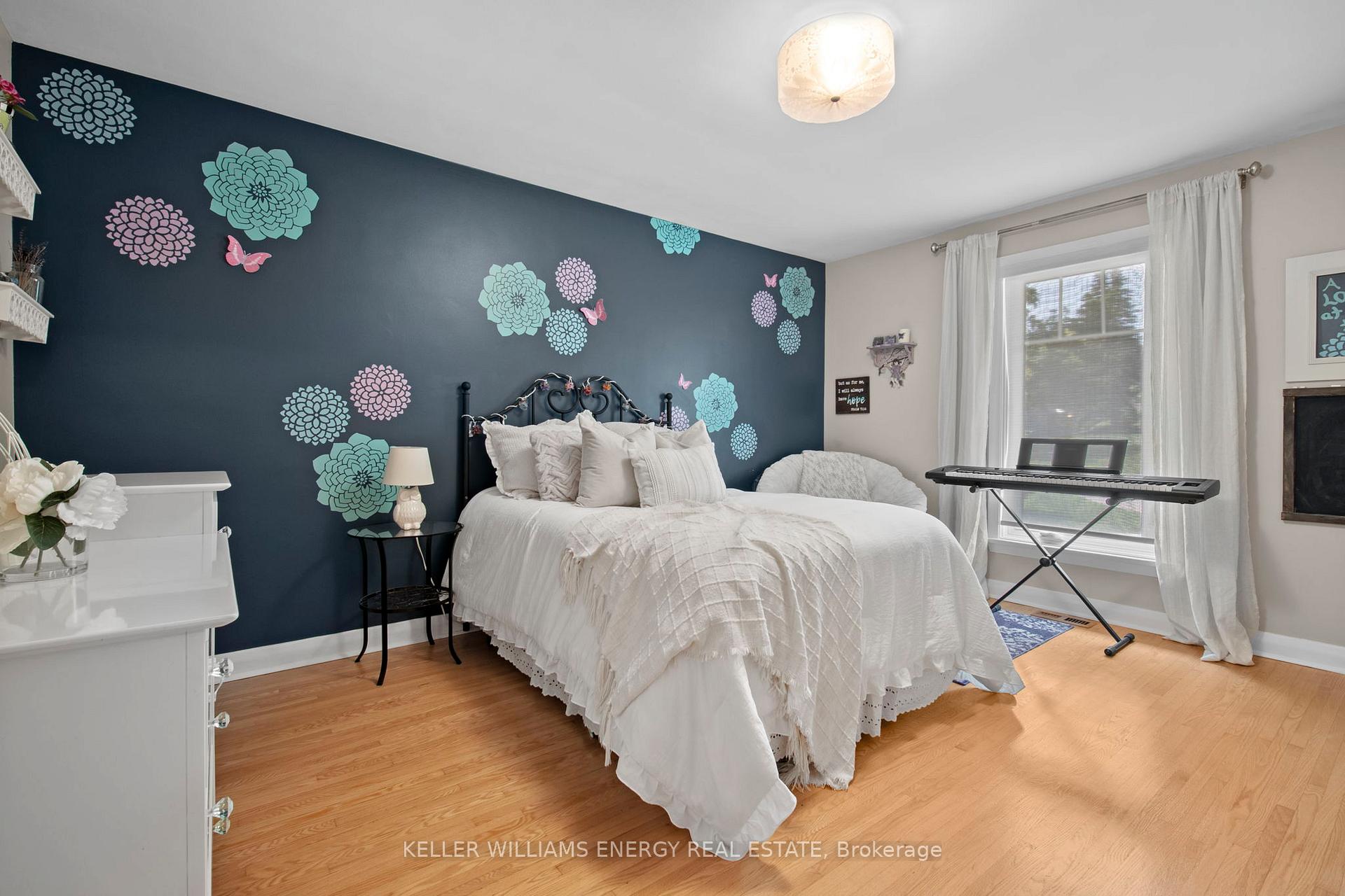 833 Glenmanor Drive