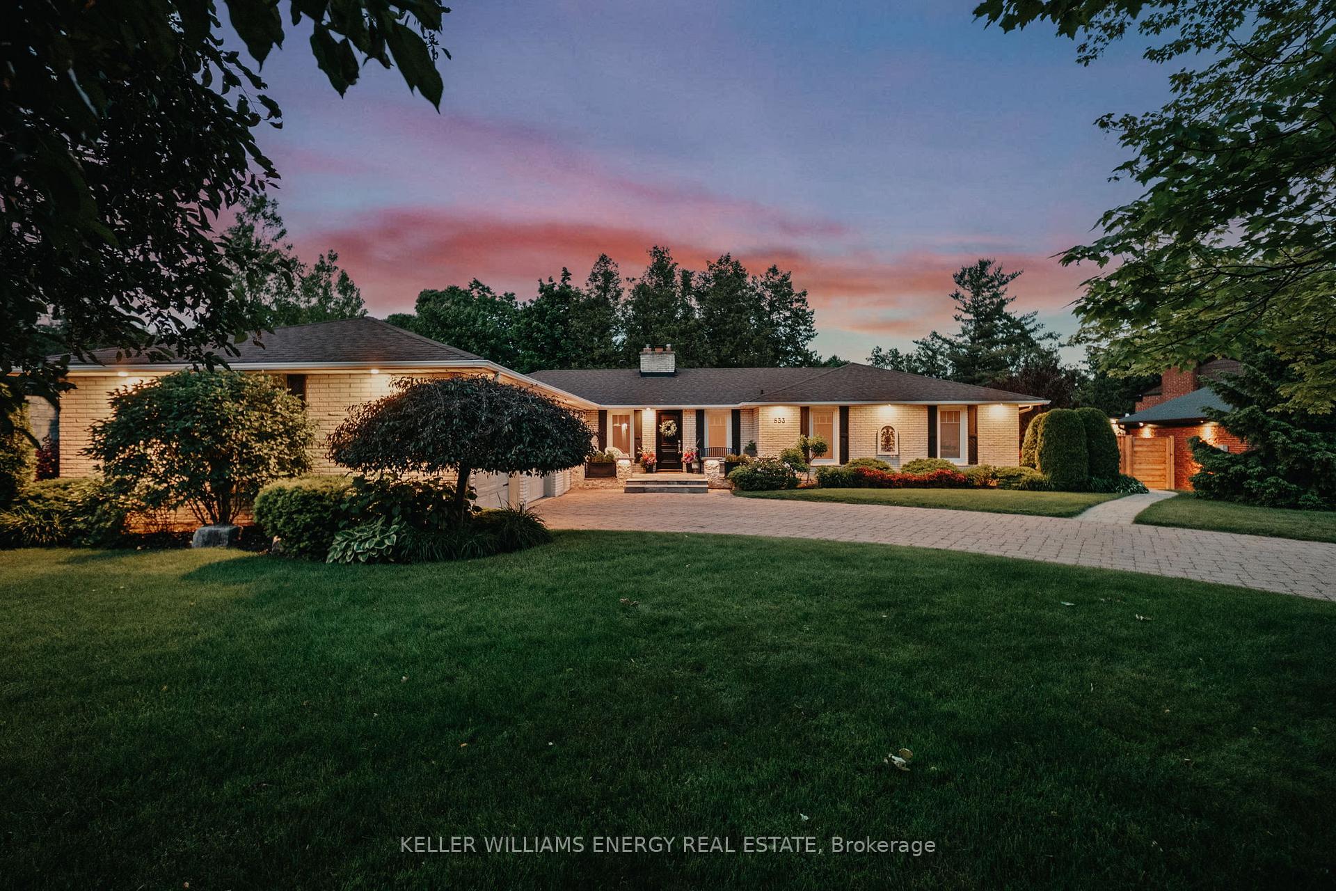 833 Glenmanor Drive