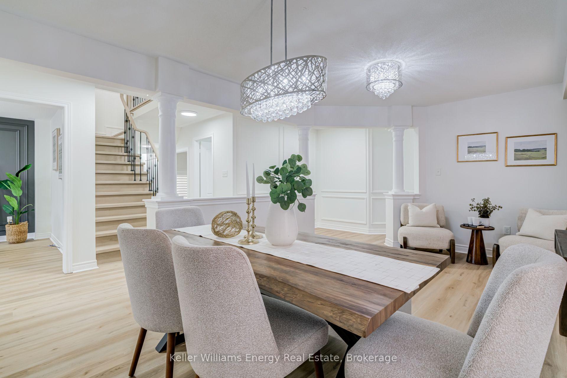 1342 Harlstone Crescent