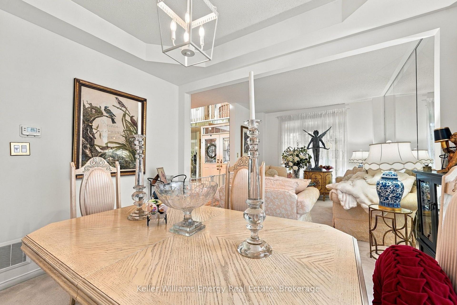 990 Glenbourne Drive