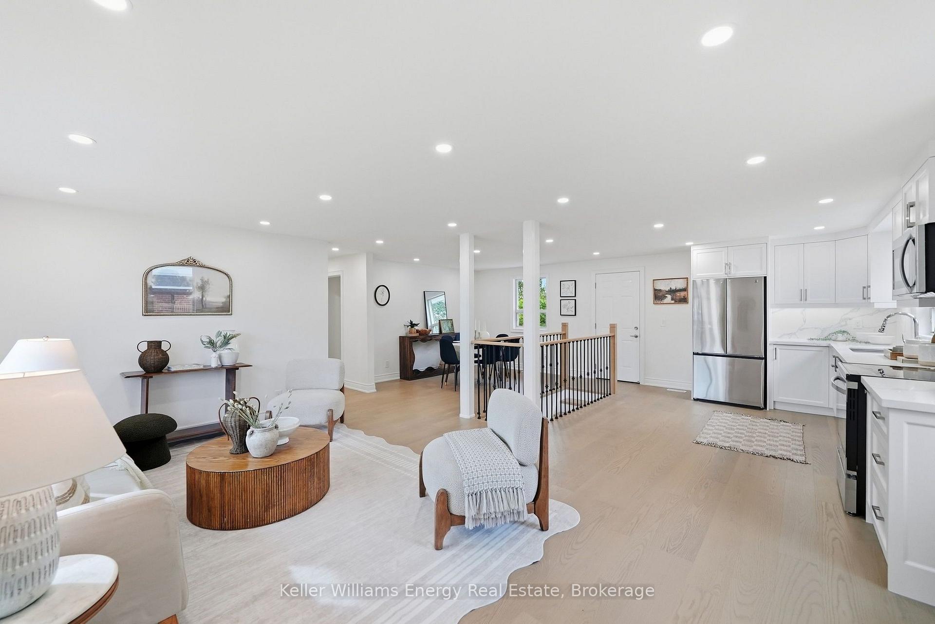 54 Eastlawn Street