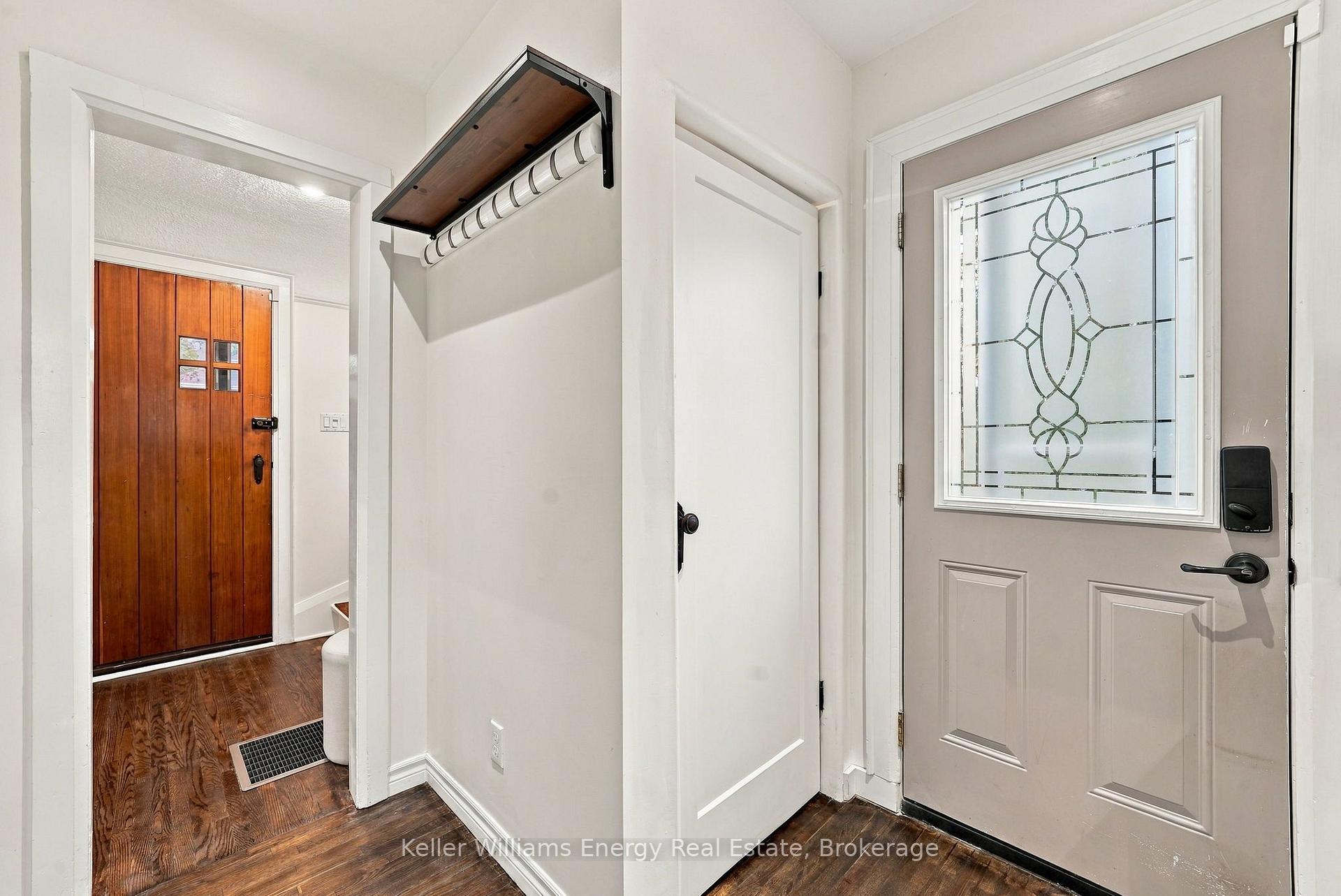 286 Gliddon Avenue