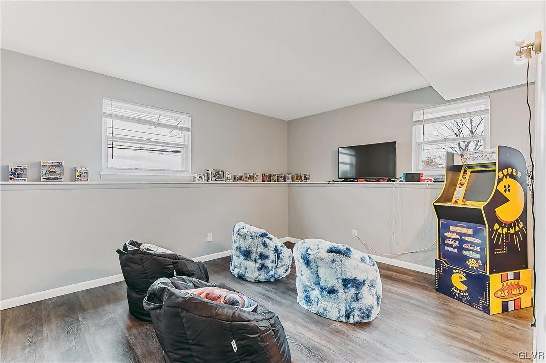 7545 Daisy Circle