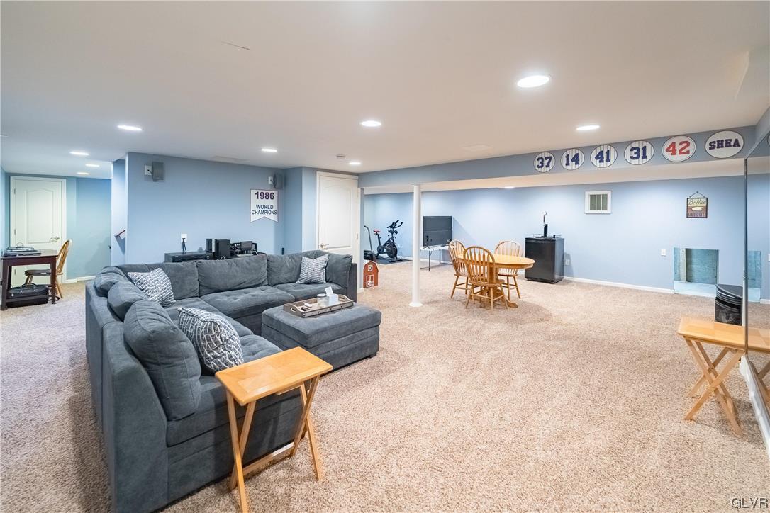 6485 Carmel Drive