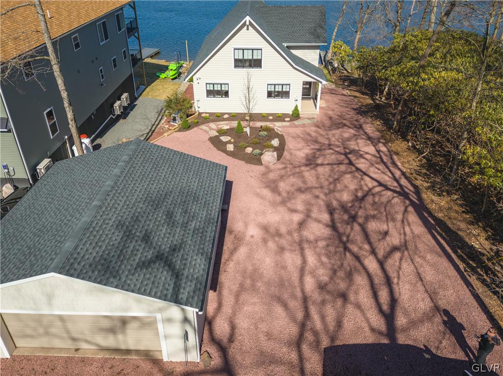 138 South Lake Drive