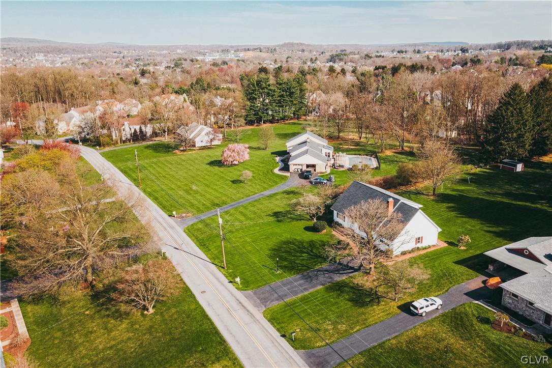 5542 Susan Road