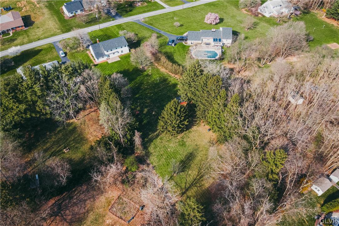 5542 Susan Road