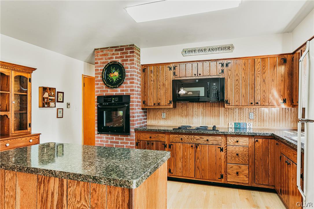 5542 Susan Road