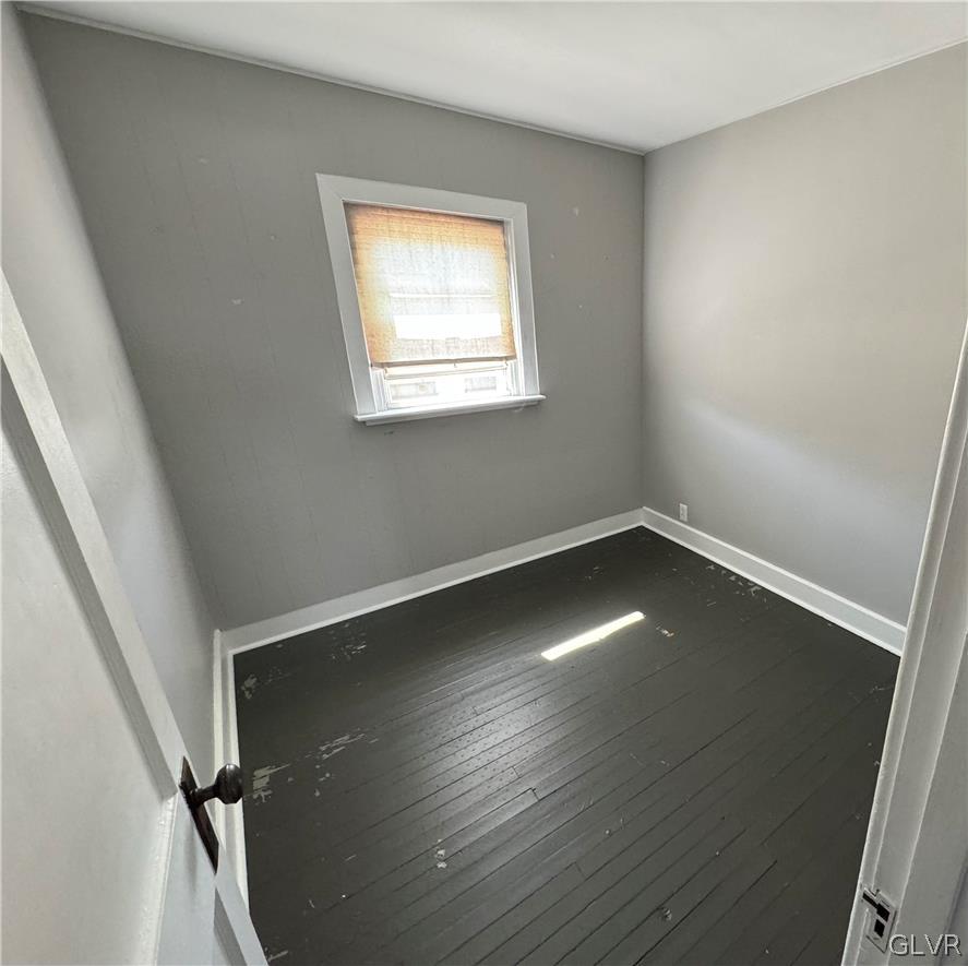 543 Elm Street