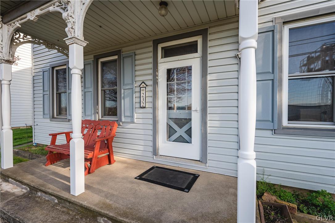 232 West Front Street