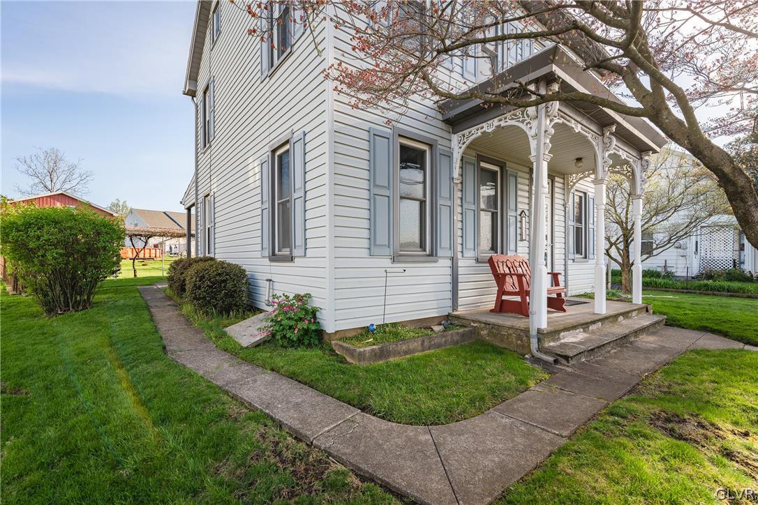 232 West Front Street