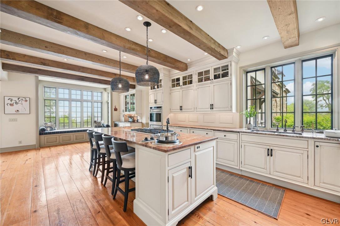 4487 Farview Lane