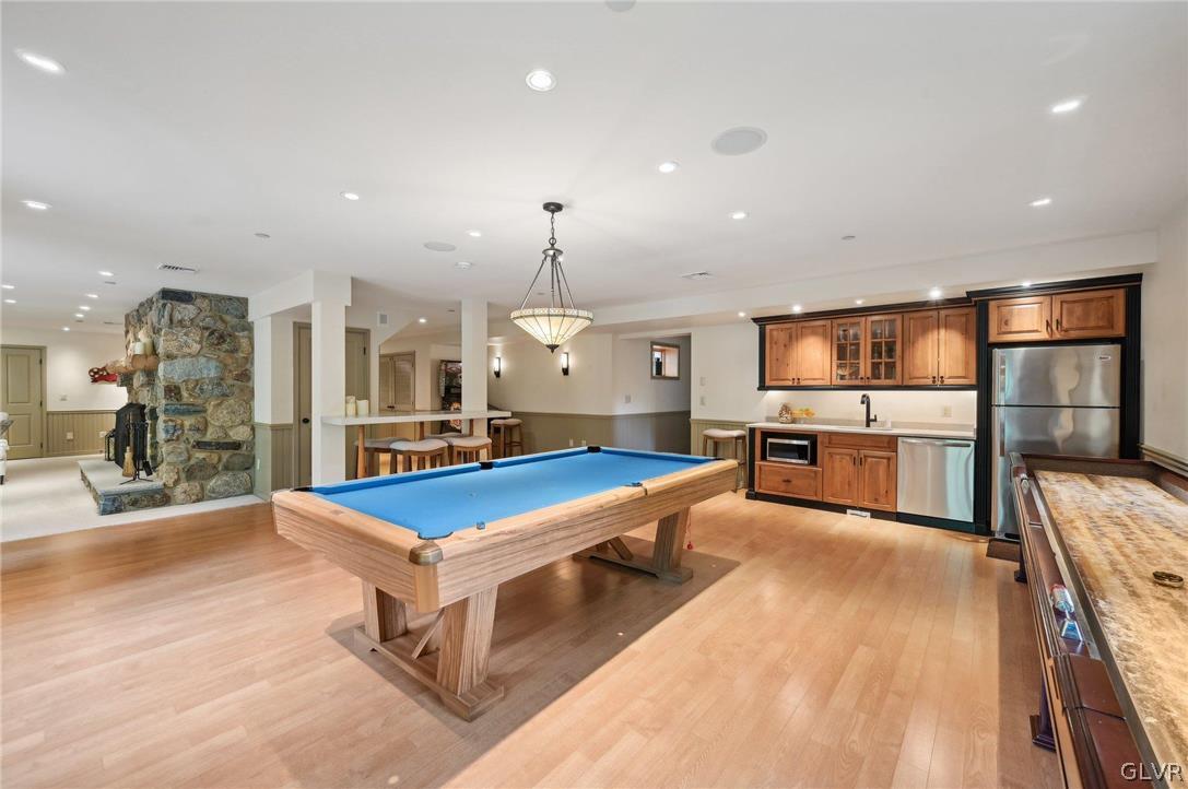 4487 Farview Lane