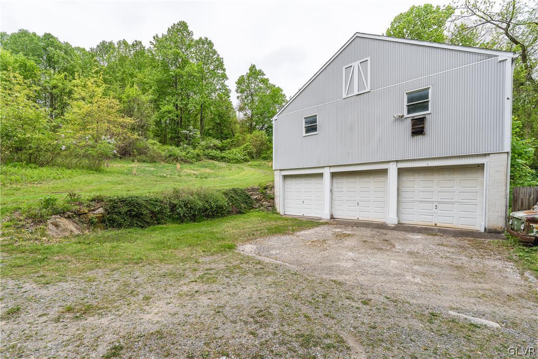 4220 Mountain Road