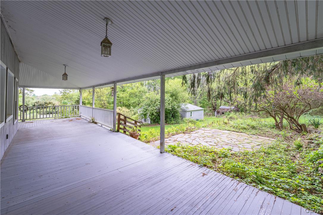 4220 Mountain Road