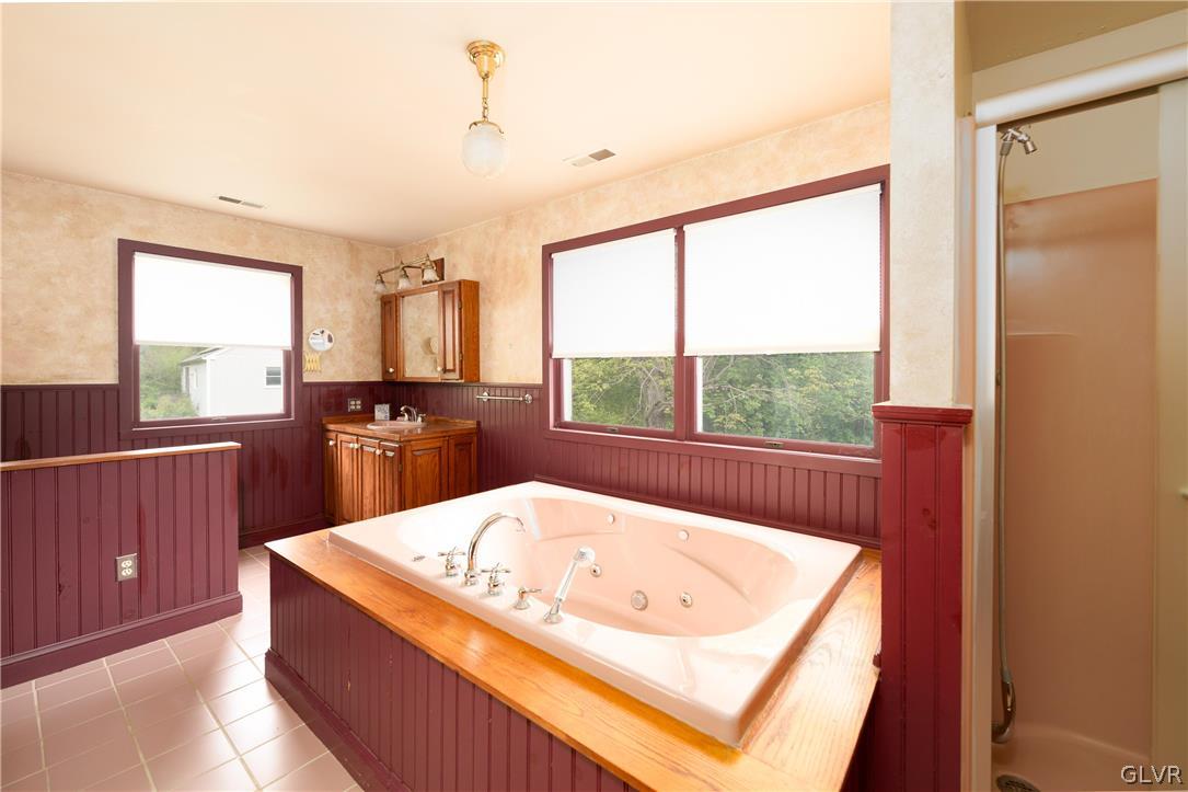 4220 Mountain Road
