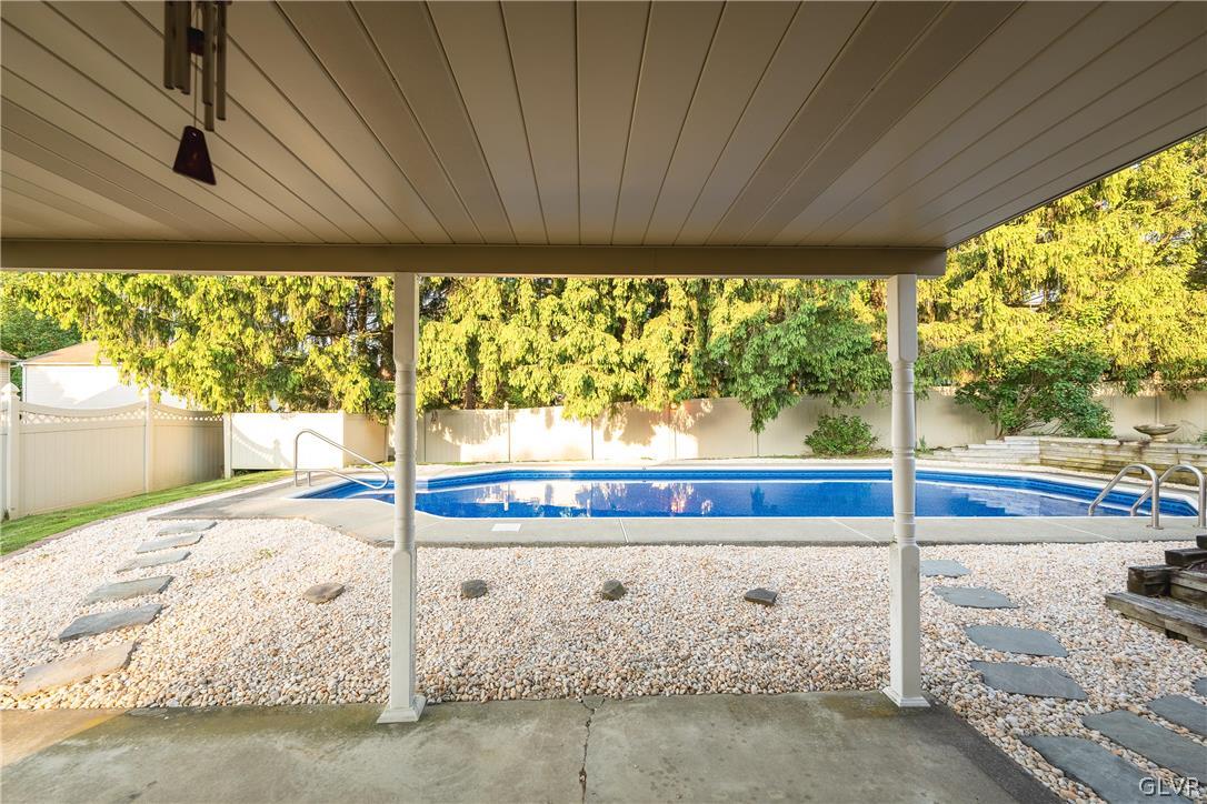 1011 Oldstone Road