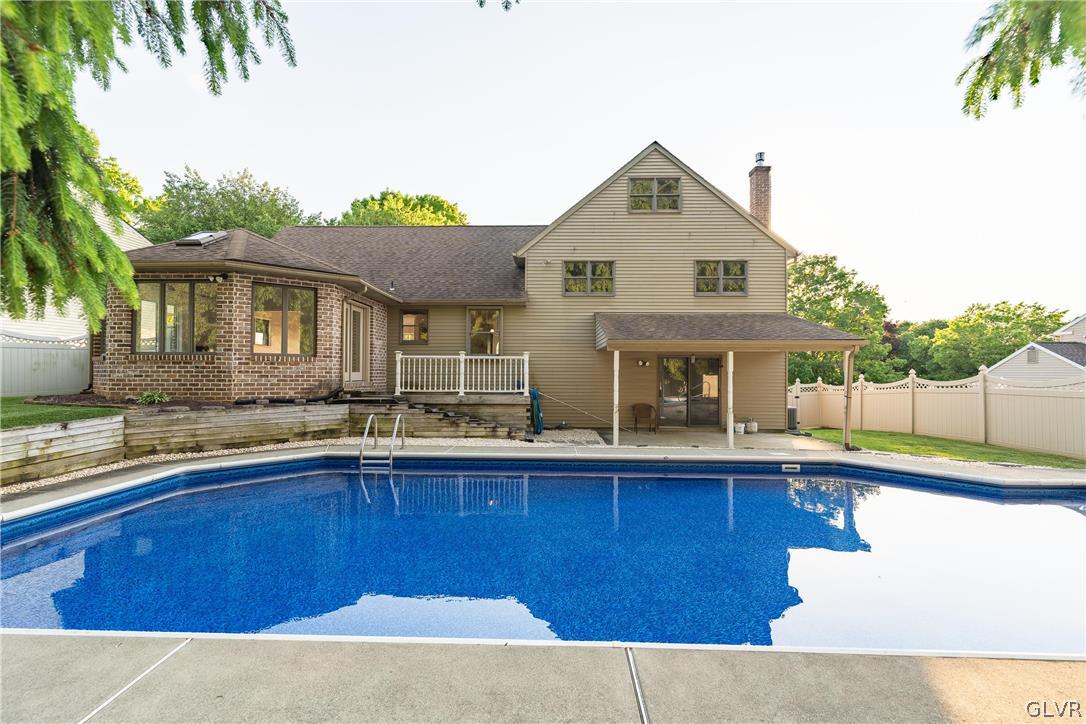 1011 Oldstone Road
