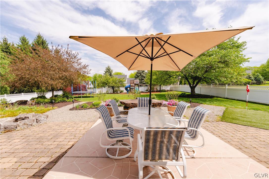 2097 Peppermint Drive