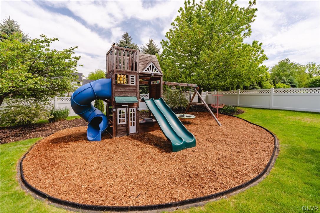2097 Peppermint Drive
