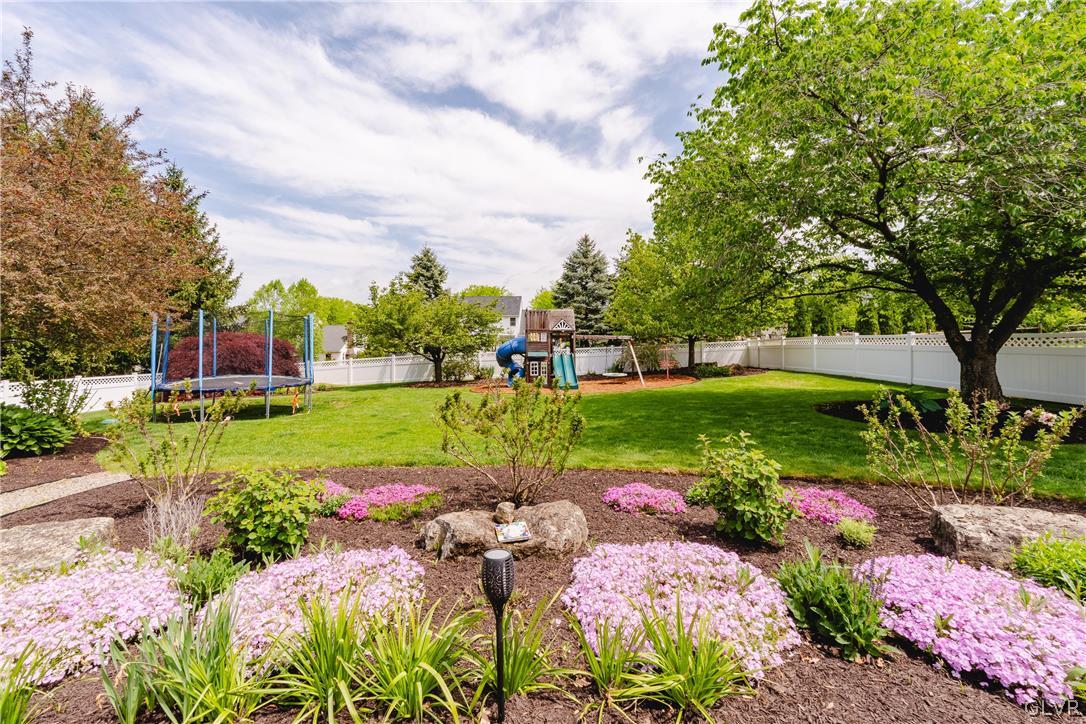 2097 Peppermint Drive