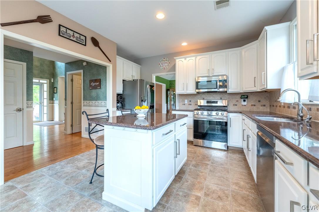 2097 Peppermint Drive