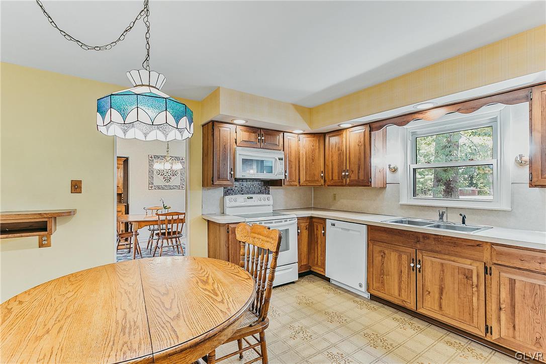 5488 Susan Road