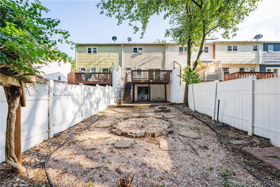 5591 Wedge Lane