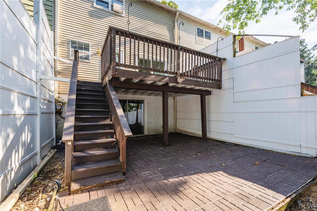 5591 Wedge Lane