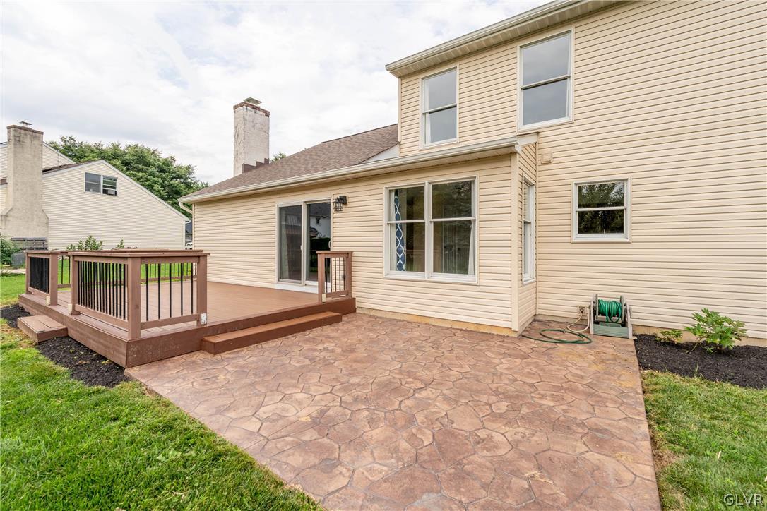 3240 Sequoia Drive