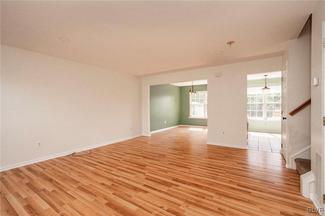 1207 Arbor Court