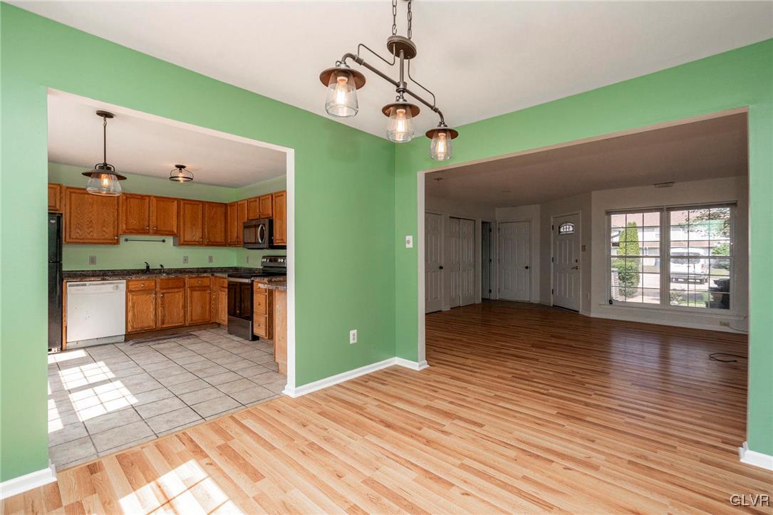 1207 Arbor Court