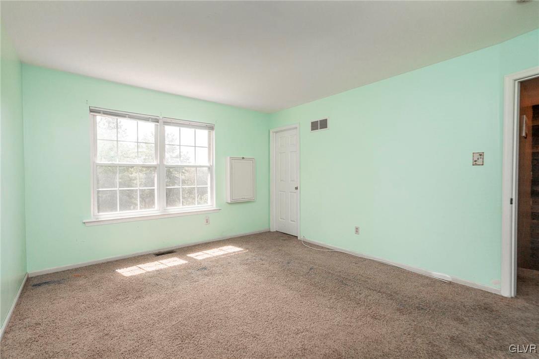 1207 Arbor Court