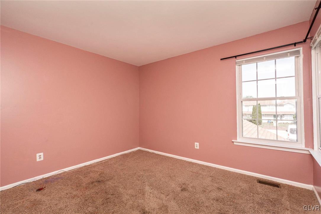 1207 Arbor Court