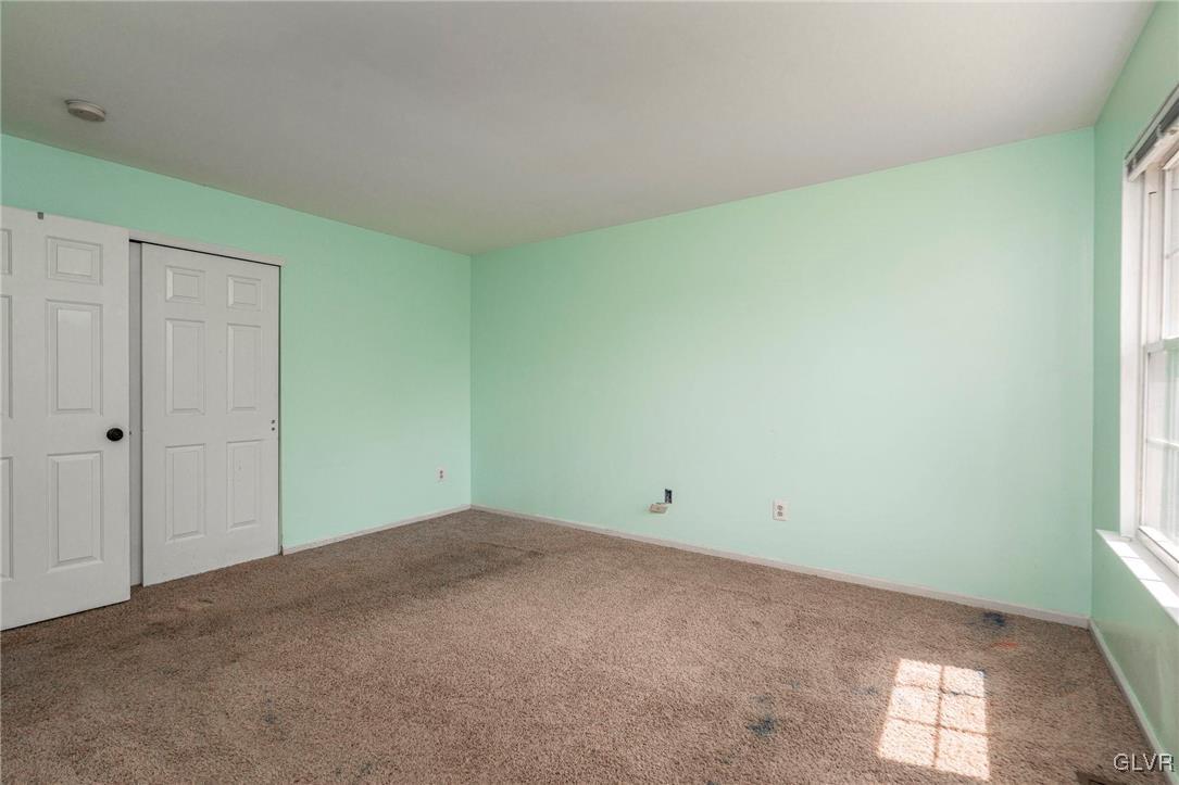 1207 Arbor Court