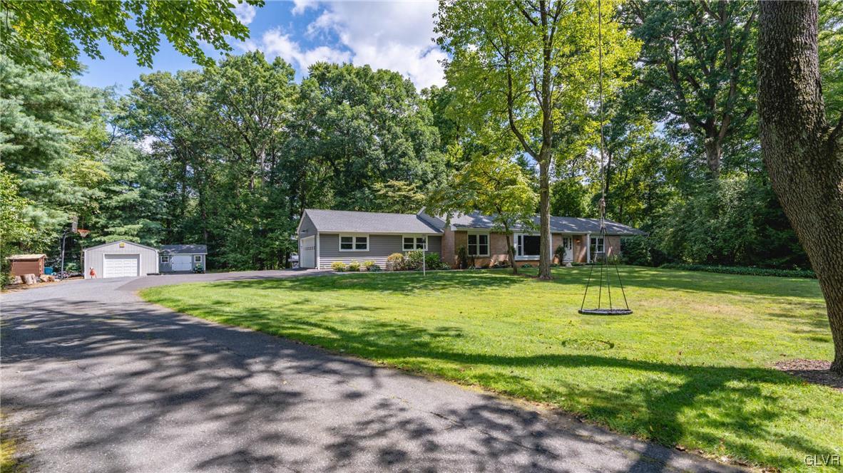 4081 Lilac Road