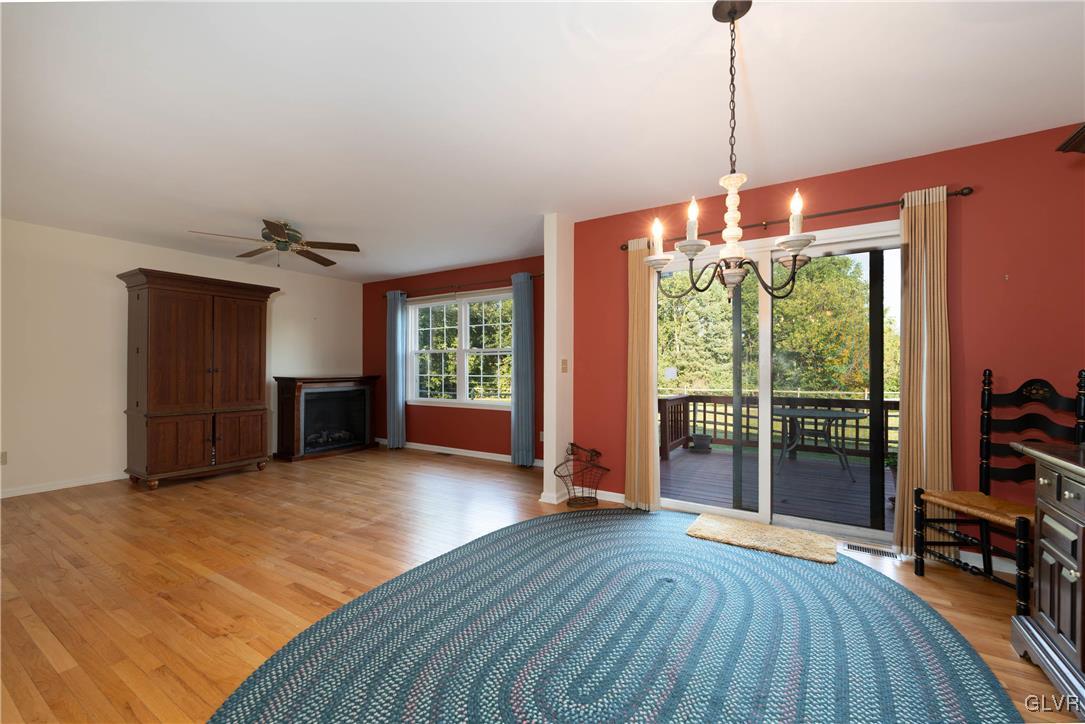 7767 Cross Creek Circle