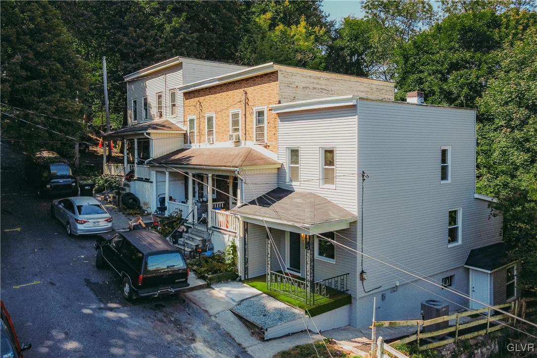 928 Vernon Street