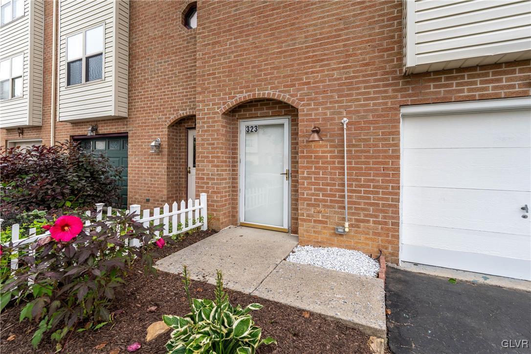 323 Moty Drive