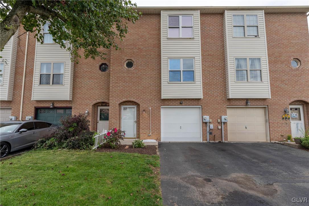 323 Moty Drive
