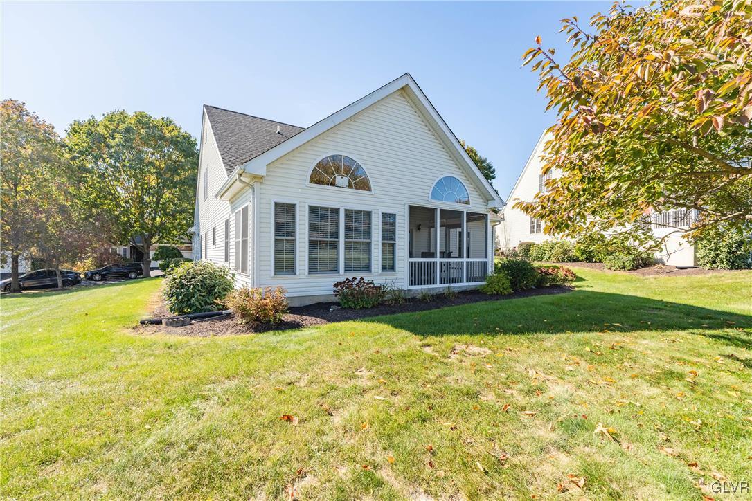5115 Valley Stream Lane